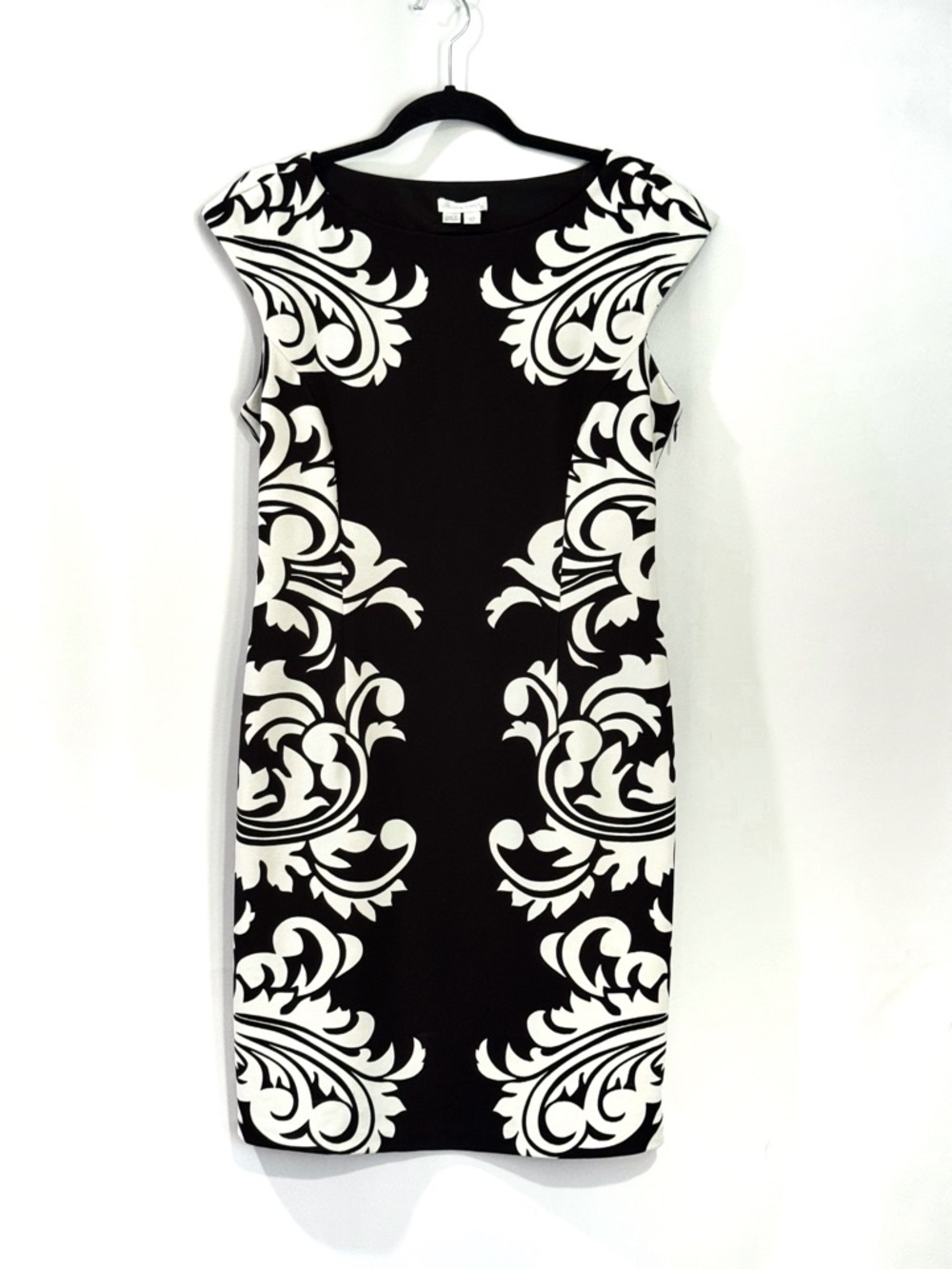London Times Damask Print Dress Black and White Womans Size 12 Party Dresses